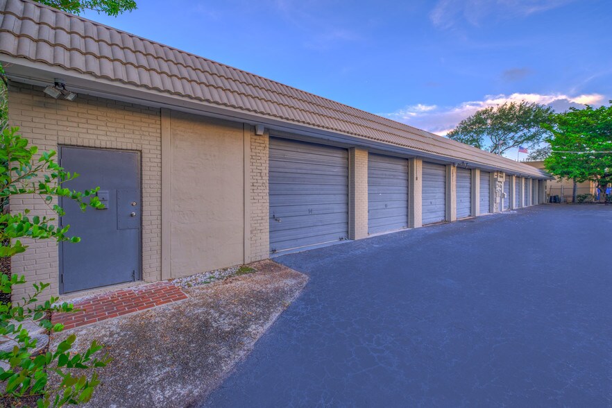 More Photos Of 800 SW 15th Ave, Delray Beach Warehouse For Sale