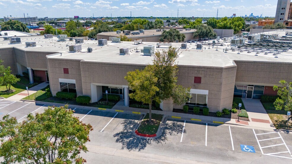 More Photos Of 9120 Burnet Rd, Austin Research And Development For Lease