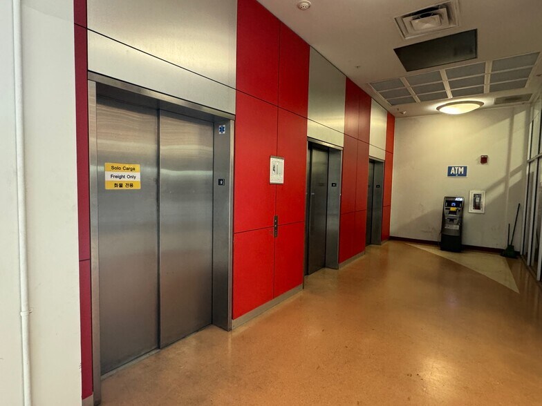 More Photos Of 1458 S San Pedro St, Los Angeles Unknown For Sale