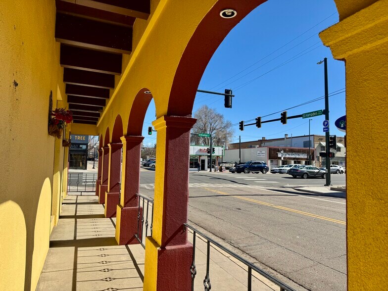 More Photos Of 3495 S Broadway, Englewood Restaurant For Lease