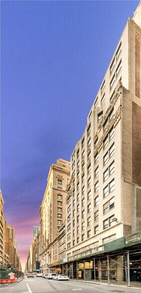 More Photos Of 15 W 39th St, New York Loft Creative Space For Lease