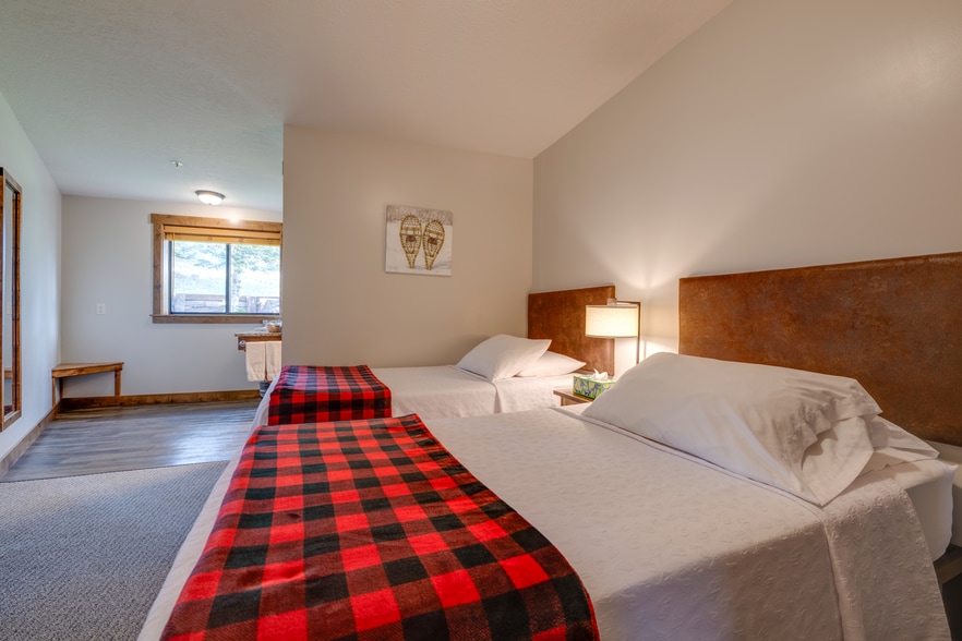 More Photos Of 440 W Alta Ski Hill Rd, Alta Hotel For Sale