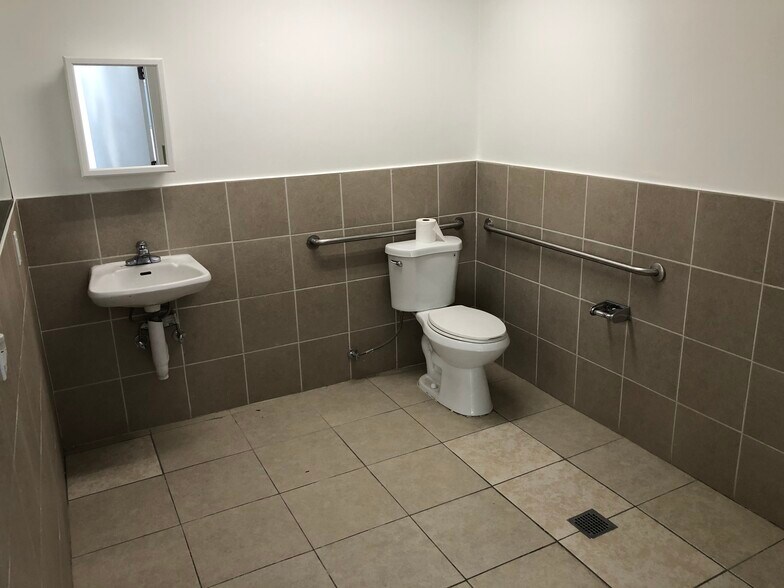 More Photos Of 311 9th Ave, San Mateo General Retail For Lease