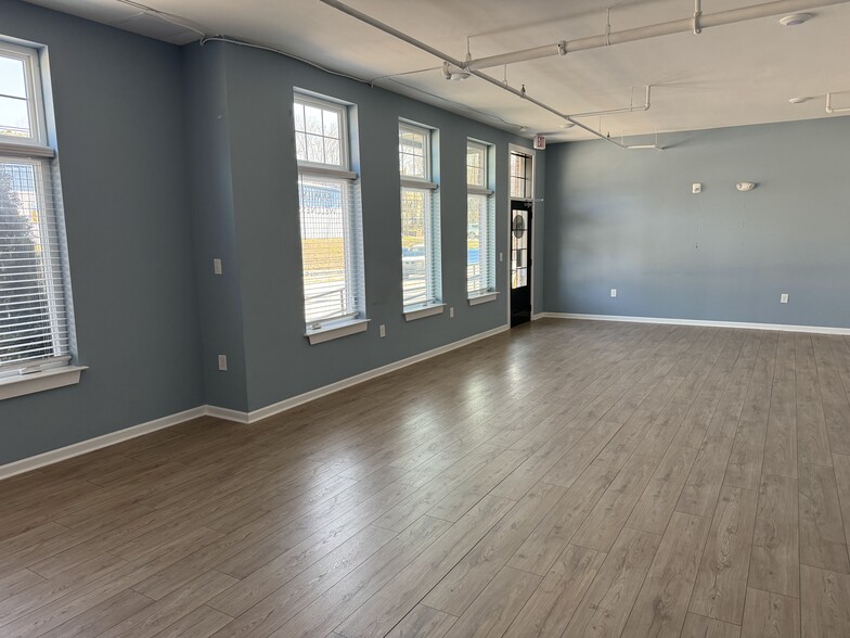 More Photos Of 257 Broadway St, Asheville Apartments For Lease