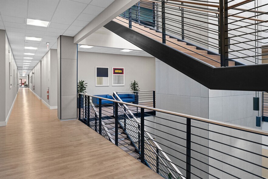 More Photos Of 3 W Broad St, Bethlehem Office Residential For Lease