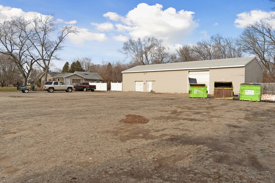 More Photos Of 1806 E Webster Rd, Flint Manufactured Housing Mobile Home Park For Sale