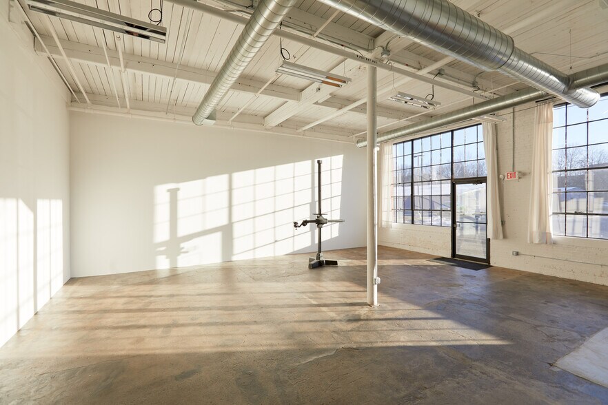 More Photos Of 83 Morse St, Norwood Unknown For Lease