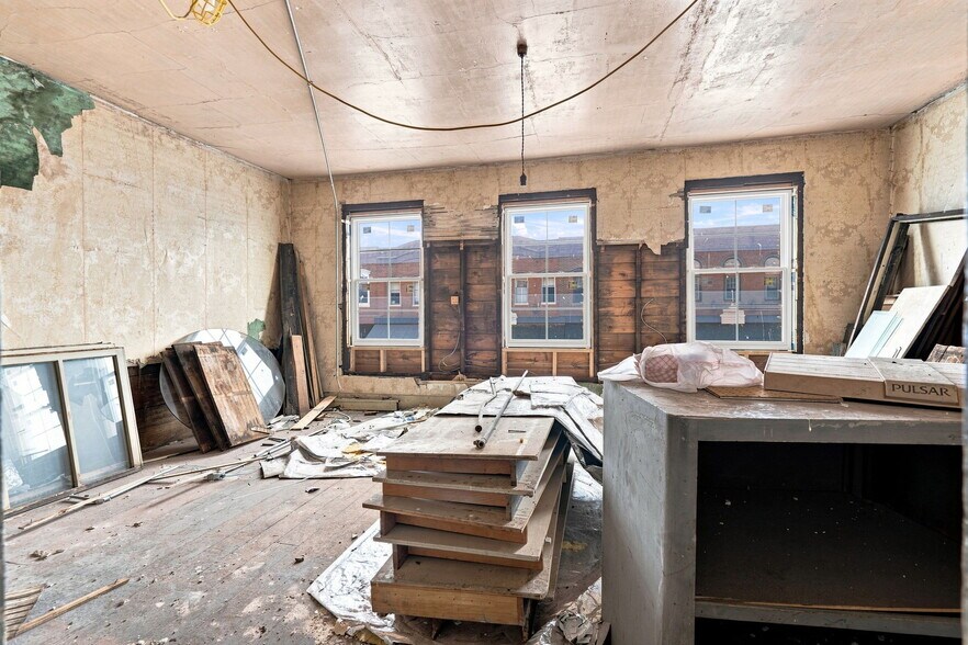 More Photos Of 106 S State St, Geneseo Storefront Retail Office For Sale