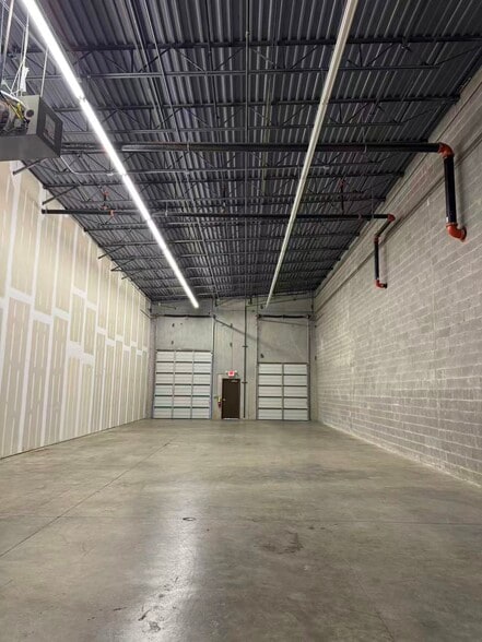 More Photos Of 2390 Satellite Blvd, Buford Light Distribution For Lease