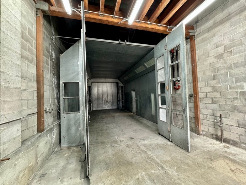 More Photos Of 122 S Delaware St, San Mateo Warehouse For Sale