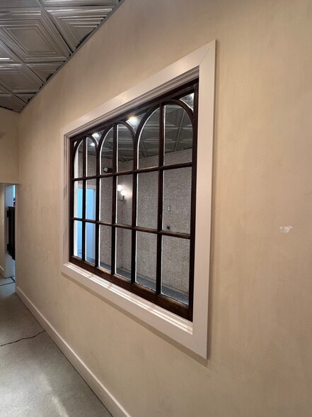 More Photos Of 849 Massachusetts Ave, Indianapolis Storefront For Lease