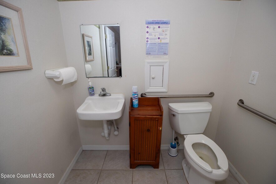 More Photos Of 4030 Minton Rd, Melbourne Office For Sale