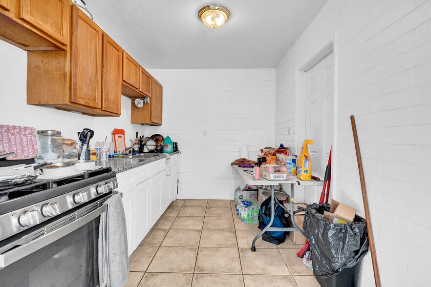 More Photos Of 1410 W Cheryl Dr, Phoenix Apartments For Sale