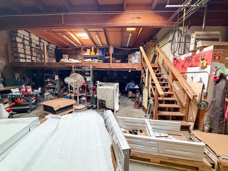 More Photos Of 126 Fern St, Santa Cruz Service For Sale