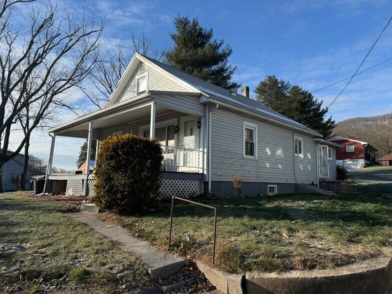 More Photos Of 7951 Nittany Valley Dr, Mill Hall Auto Repair For Sale