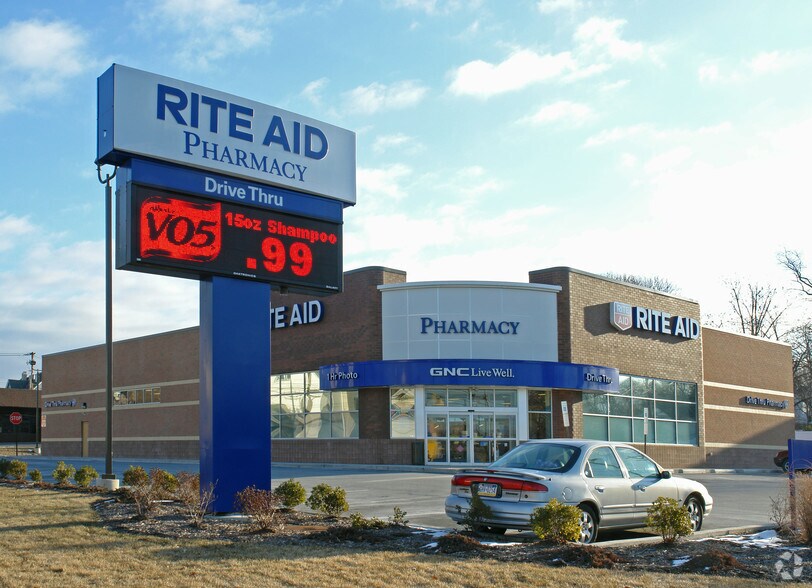 More Photos Of 217 S Blakely St, Scranton Freestanding For Lease