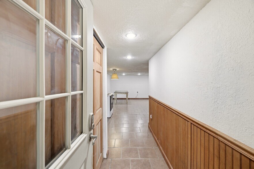 More Photos Of 52230 State Route 800, Malaga Restaurant For Sale