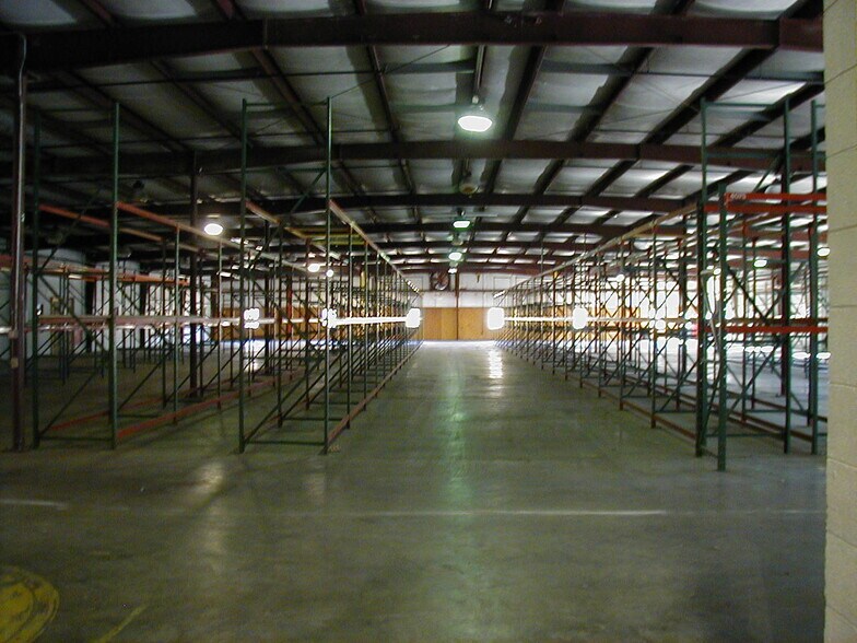 More Photos Of 10379 Jackson River Tpke, Bacova Warehouse For Lease