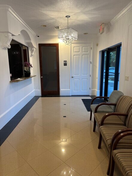 More Photos Of 1656 S Volusia Ave, Orange City Medical For Sale