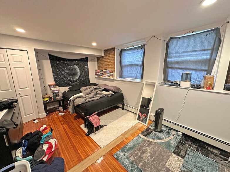More Photos Of 60 Greenough St, Brookline Apartments For Sale