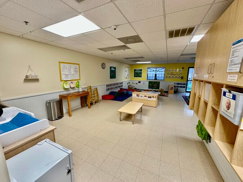 More Photos Of 1301 N Lakeline Blvd, Cedar Park Schools For Sale