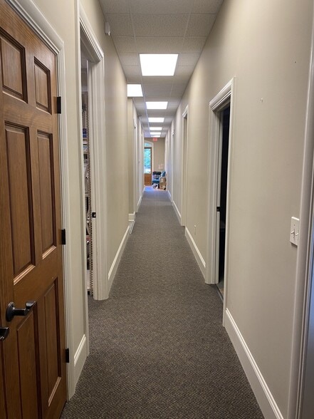 More Photos Of 438 Katherine Dr, Flowood Office For Sale