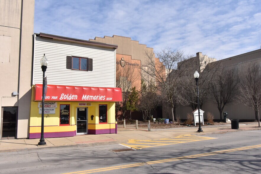 Primary Photo Of 86 W State St, Sharon Storefront Retail Office For Sale