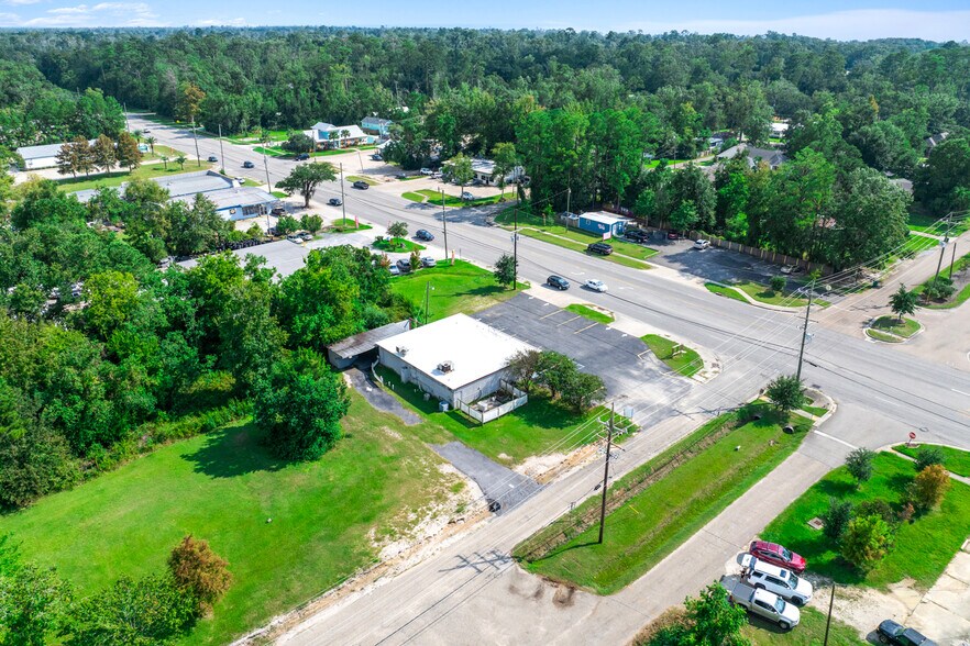 More Photos Of 1851 Florida St, Mandeville Restaurant For Sale