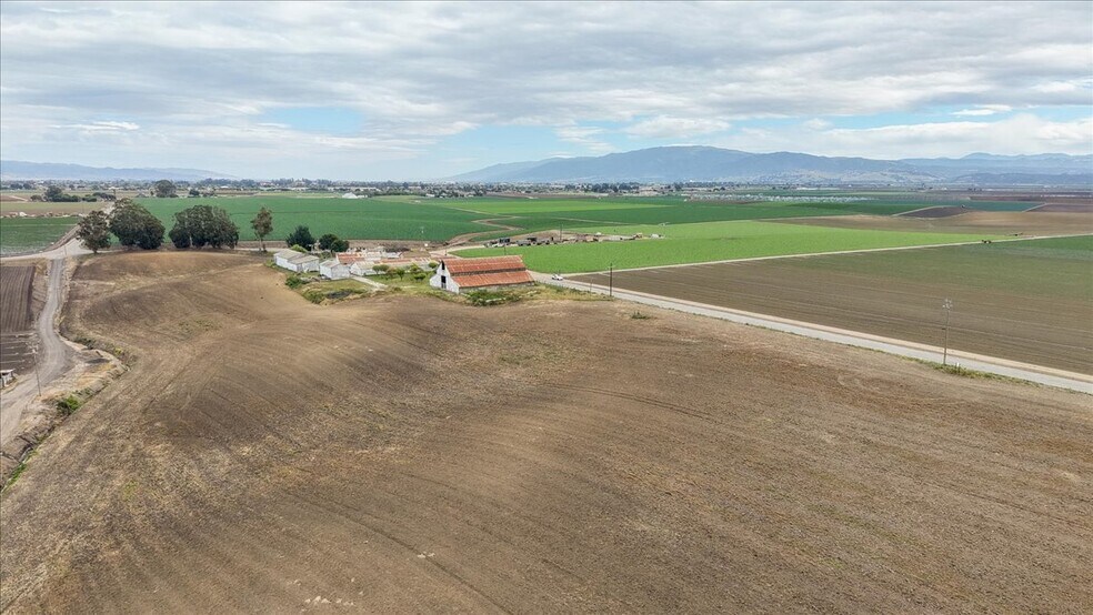 More Photos Of 30 San Jon Rd, Salinas Land For Sale