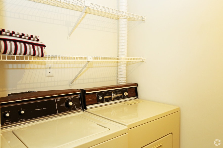 More Photos Of 3001 Reflections Way, Virginia Beach Apartments For Sale