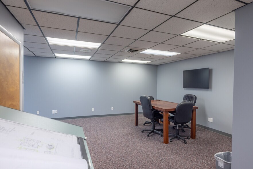 More Photos Of 1 Hansel Ave, Asheville Office For Sale