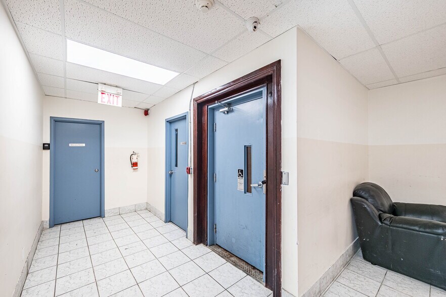 More Photos Of 1625 Albion Rd, Toronto Medical For Sale