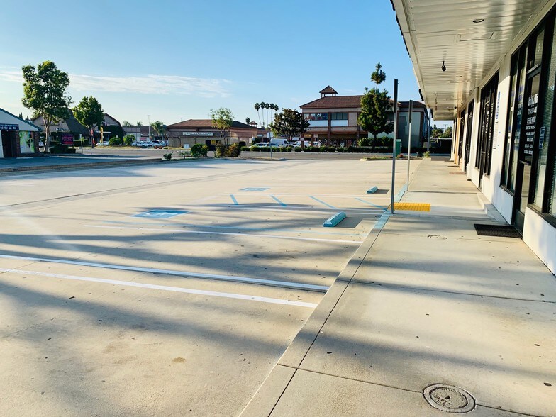 More Photos Of 8342 Garden Grove Blvd, Garden Grove Storefront Retail Office For Lease