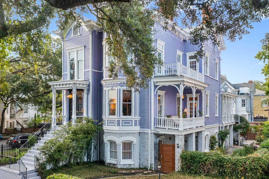 Primary Photo Of 402 E Gaston St, Savannah Hospitality For Sale