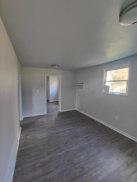 More Photos Of 1027 Cochran Mill Rd, Jefferson Hills Apartments For Sale
