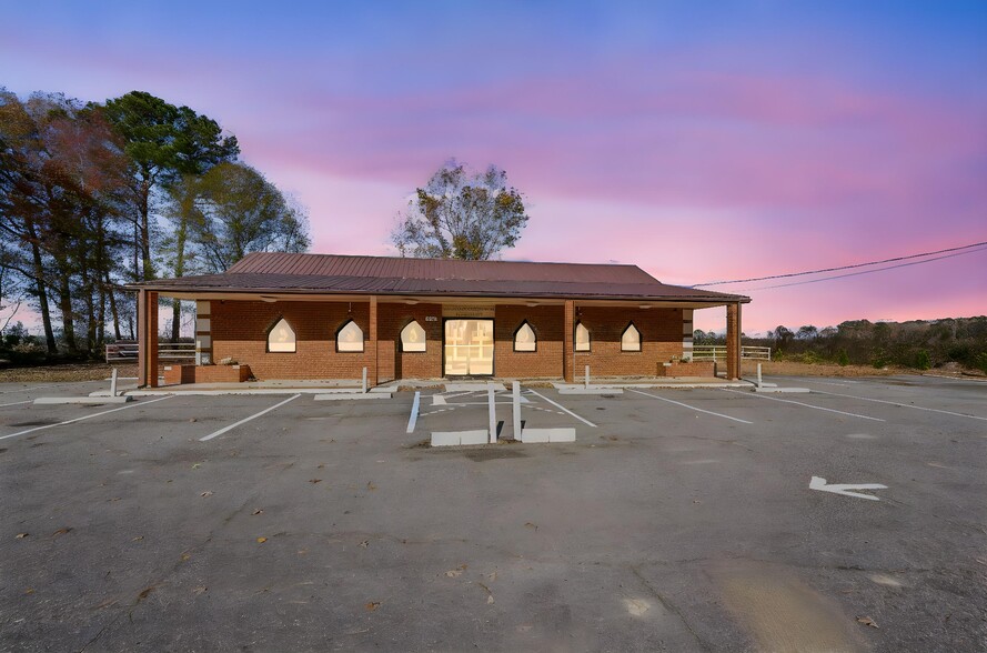 Primary Photo Of 1040 US-13, Windsor Religious Facility For Sale