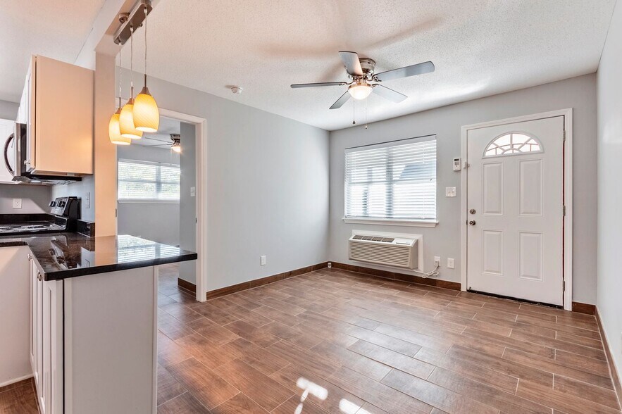 More Photos Of 1616 Monroe Ave, Memphis Apartments For Sale