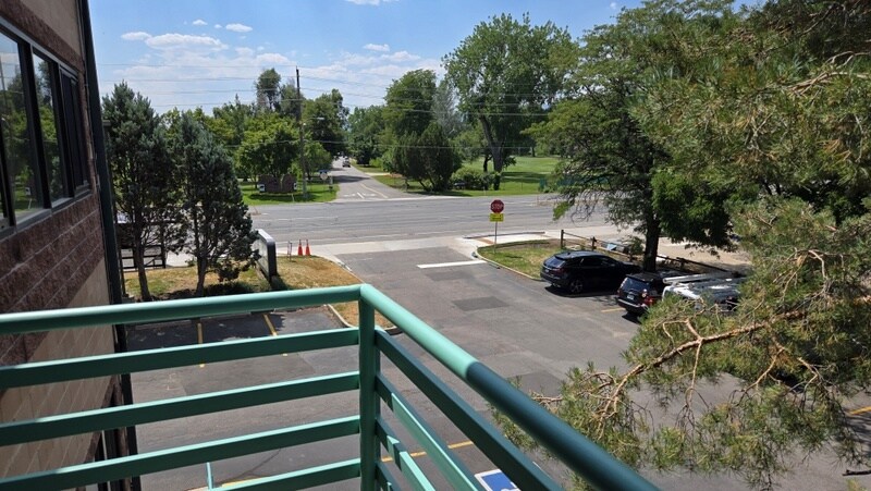 More Photos Of 5723 Arapahoe Ave, Boulder Office Residential For Lease
