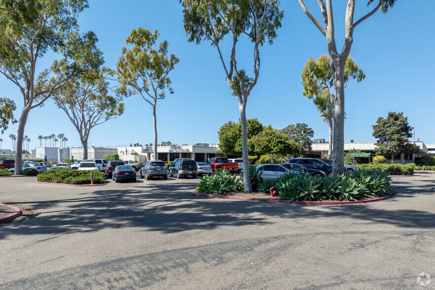 More Photos Of 115 Robin Hill Rd, Goleta Research And Development For Sale