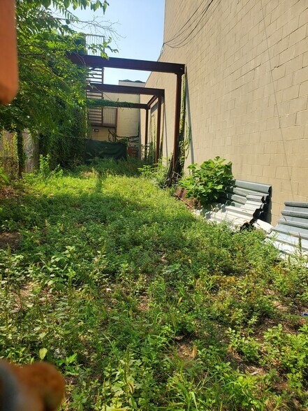 More Photos Of 529 Sutter Ave, Brooklyn Flex For Lease