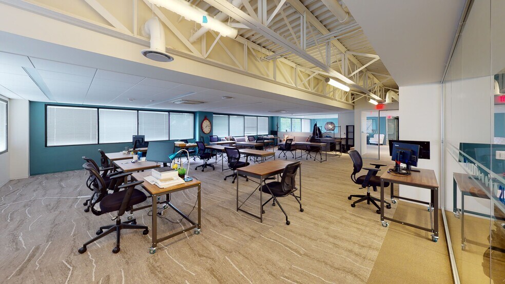 More Photos Of 1521 N Danville St, Arlington Loft Creative Space For Lease