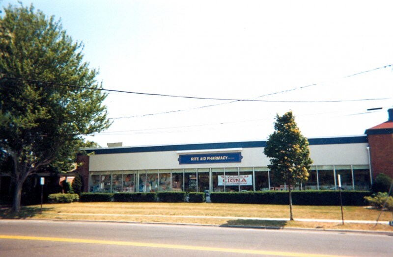 Primary Photo Of 82 Nugent St, Southampton Drugstore For Lease