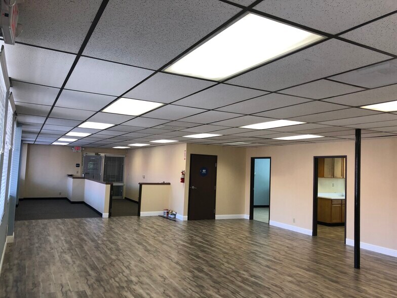 More Photos Of 930 Alhambra Blvd, Sacramento Office For Lease