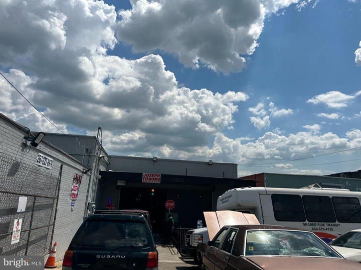 More Photos Of 2929-69 B St, Philadelphia Warehouse For Sale