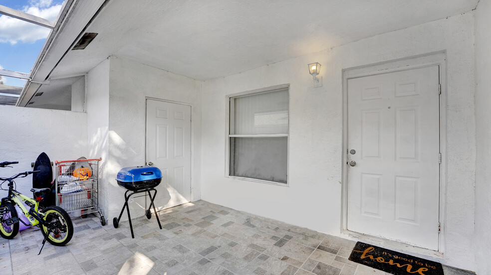More Photos Of , Wellington Multifamily For Sale