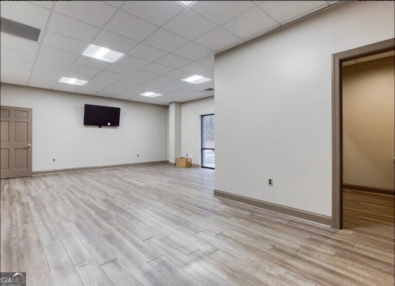 More Photos Of 1958 Youth Monroe Rd, Monroe Medical For Sale