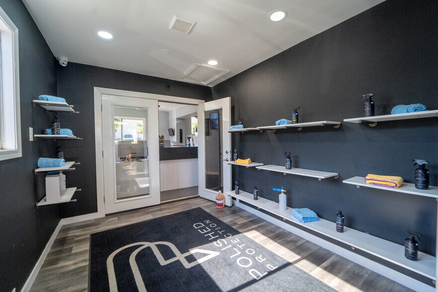 More Photos Of 2637 Saint Louis Ave, Signal Hill Warehouse For Sale