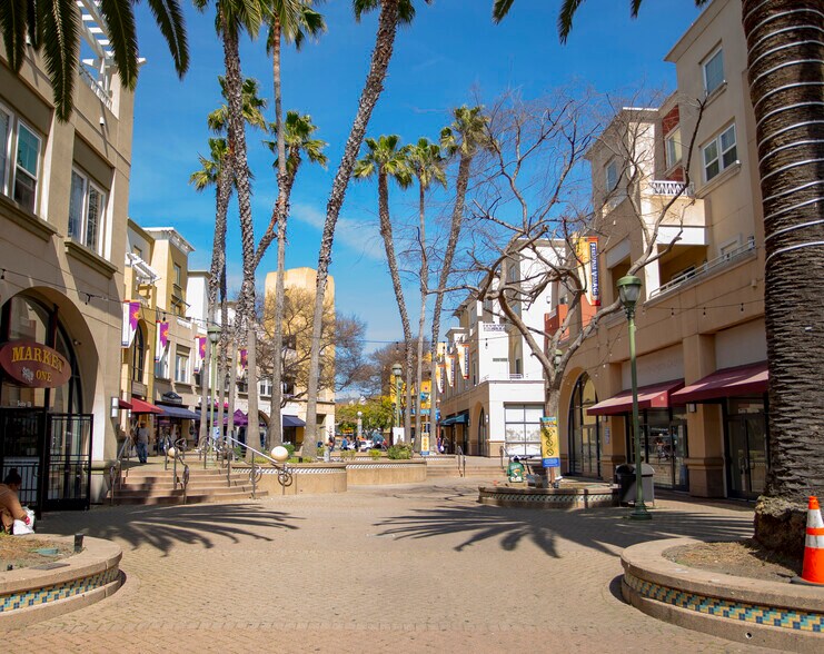 More Photos Of 3301-3311 E 12th St, Oakland Unknown For Lease