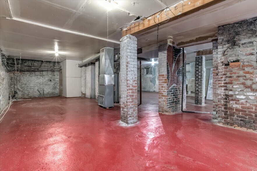 More Photos Of 2713-2715 Benton Blvd, Kansas City Apartments For Sale