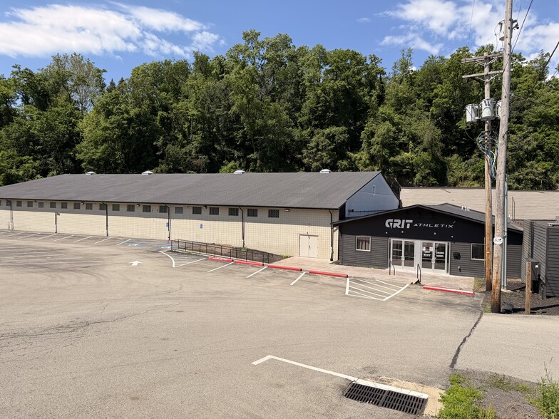 More Photos Of 2910 McKelvey Rd, Pittsburgh Freestanding For Sale